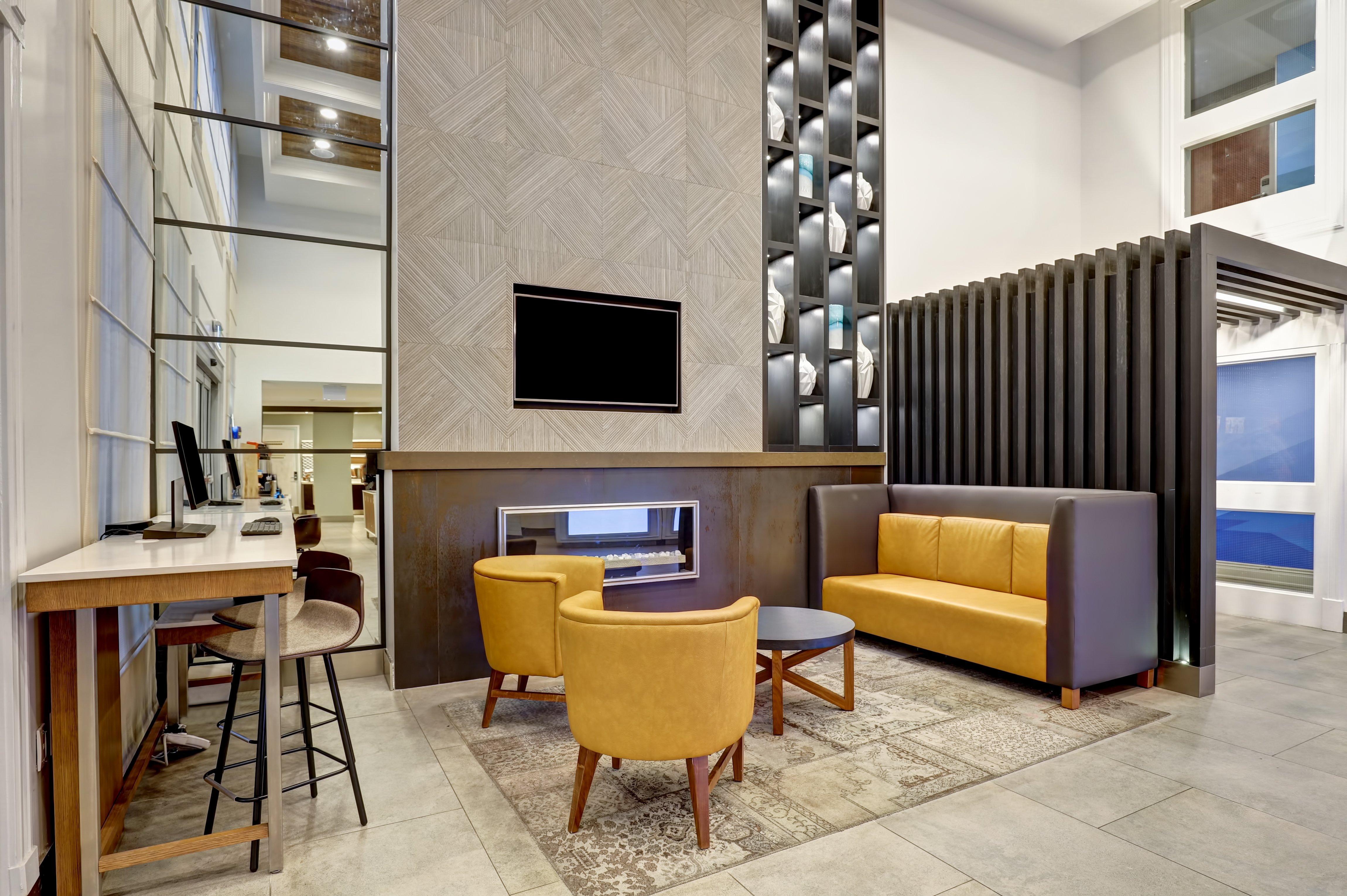 Holiday Inn Express Whitby Oshawa By Ihg Dış mekan fotoğraf